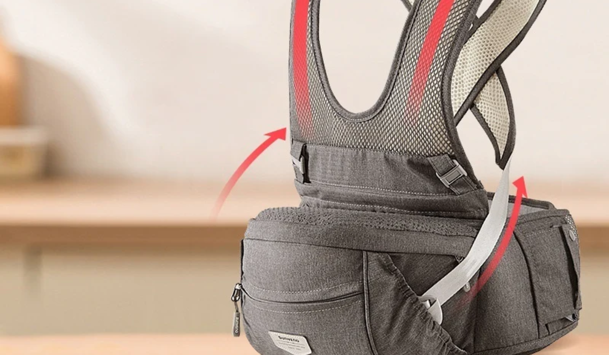 baby carrier with hip seat