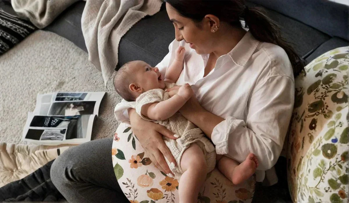 travel breastfeeding pillow