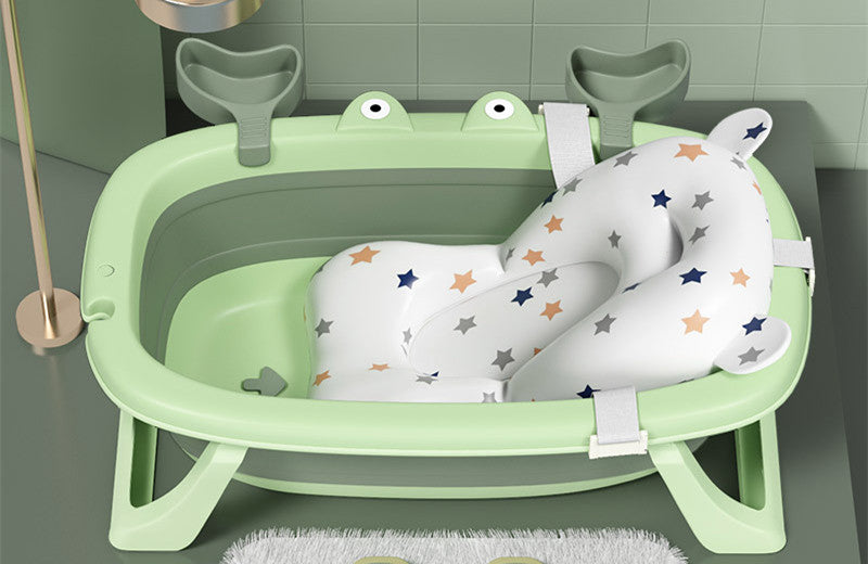 Collapsible bathtub with non-slip base
