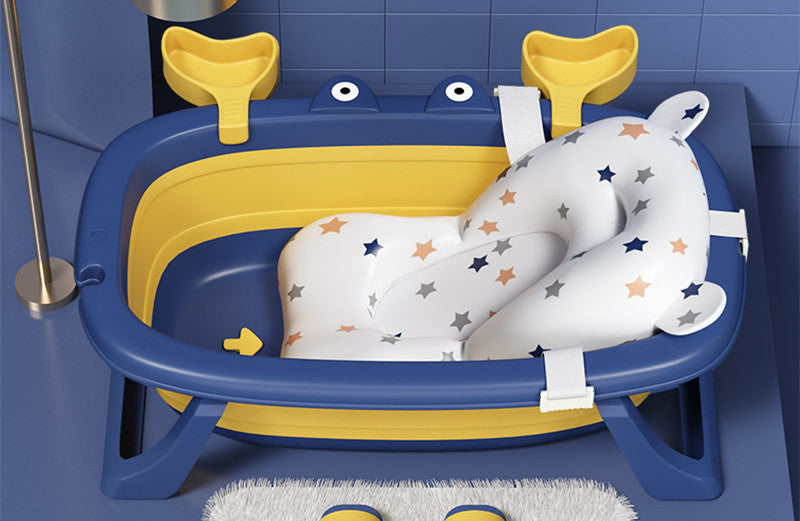 Space-saving baby bath tub

