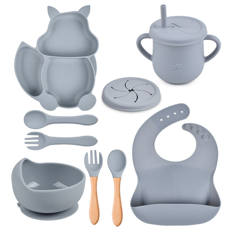 Suction bowl from silicone baby feeding set