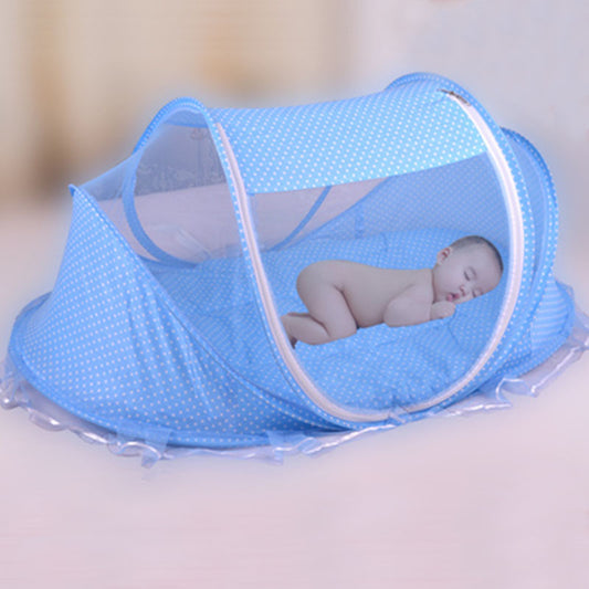 Foldable mosquito net for crib with padded base 